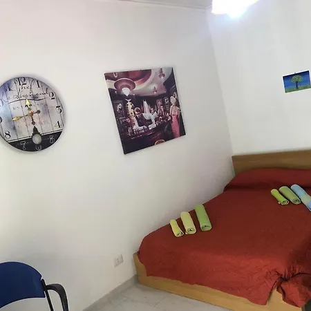 Monolocale Full Optional- C I R C E - Centro Corso Italia Guest house
